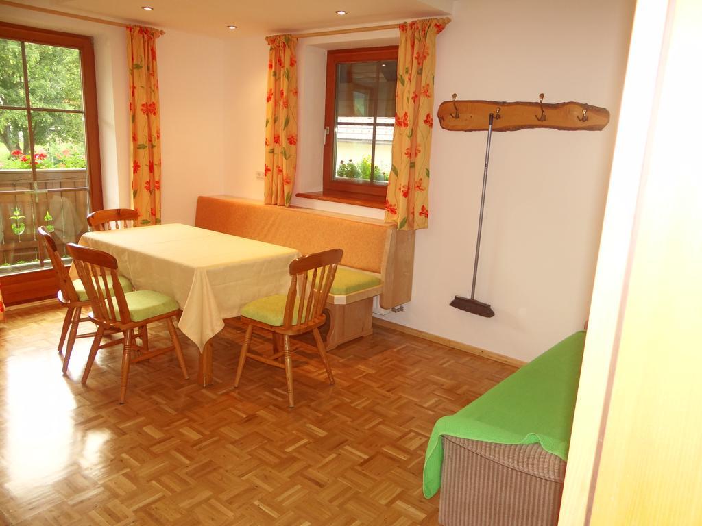 Haus Edelweiss Διαμέρισμα Sankt Margarethen im Lungau Δωμάτιο φωτογραφία