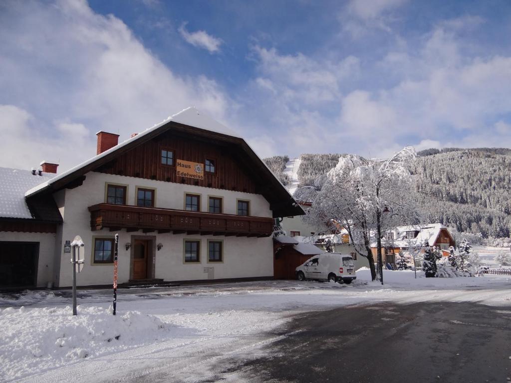 Haus Edelweiss Διαμέρισμα Sankt Margarethen im Lungau Εξωτερικό φωτογραφία